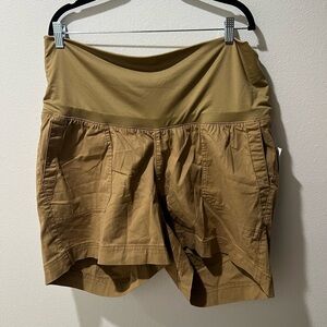 Old Navy Maternity Women's Khaki Tan Shorts, nwt, size XL, motherhood, pregnancy